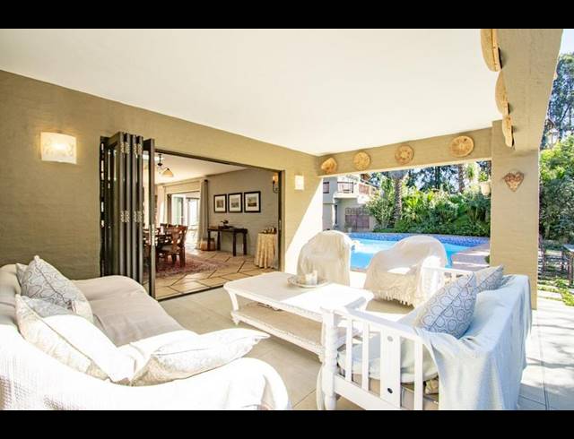 6 BEDROOM HOUSE FOR SALE IN BEAULIEU